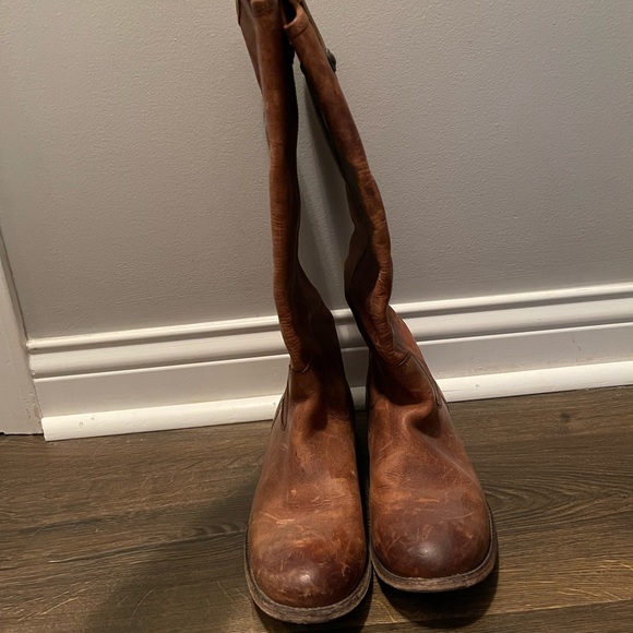Authentic Frye tall brown riding boots, size 9 - Picture 2 of 4